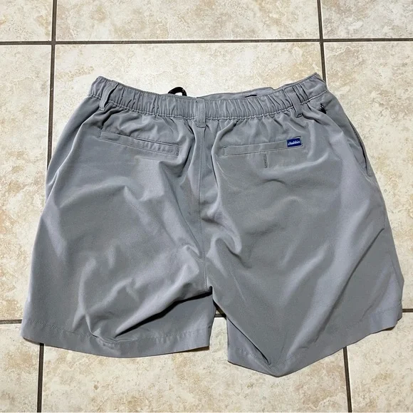 Chubbies Everywear Shorts Mens Large Grey 6 Inch Inseam Elastic Waist Casual  M - Picture 4 of 6